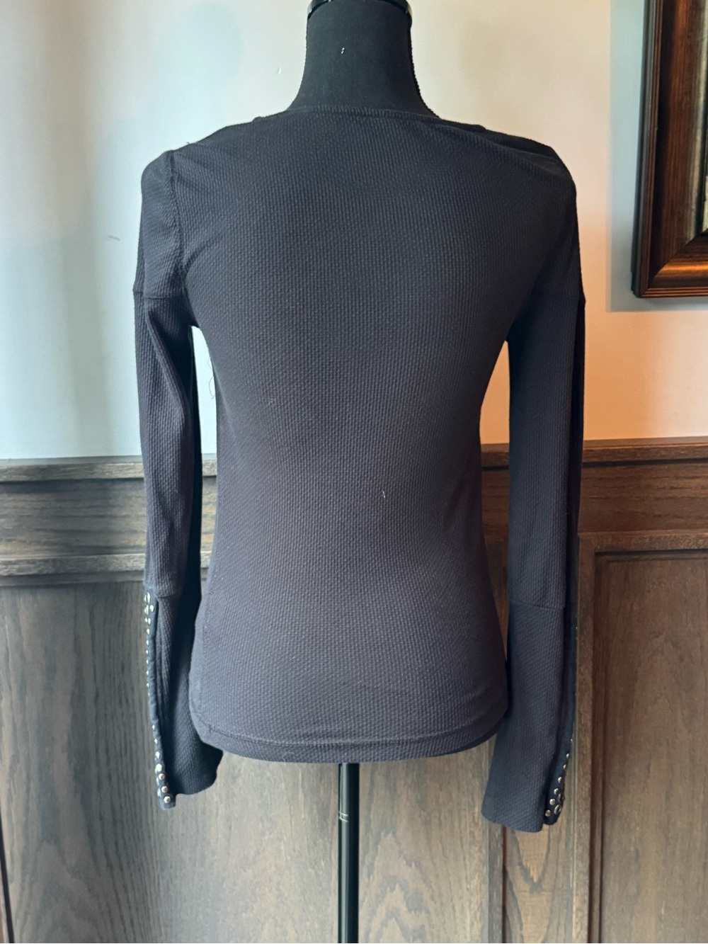 Free people a little unruly thermal long sleeve black metal medium - Picture 5 of 8